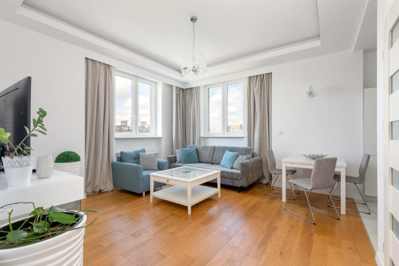 Przestronny Apartament Z Widokiem Na Miasto W Warszawie Warsaw Exterior photo